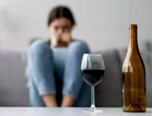 Может ли алкоголик бросить пить сам
